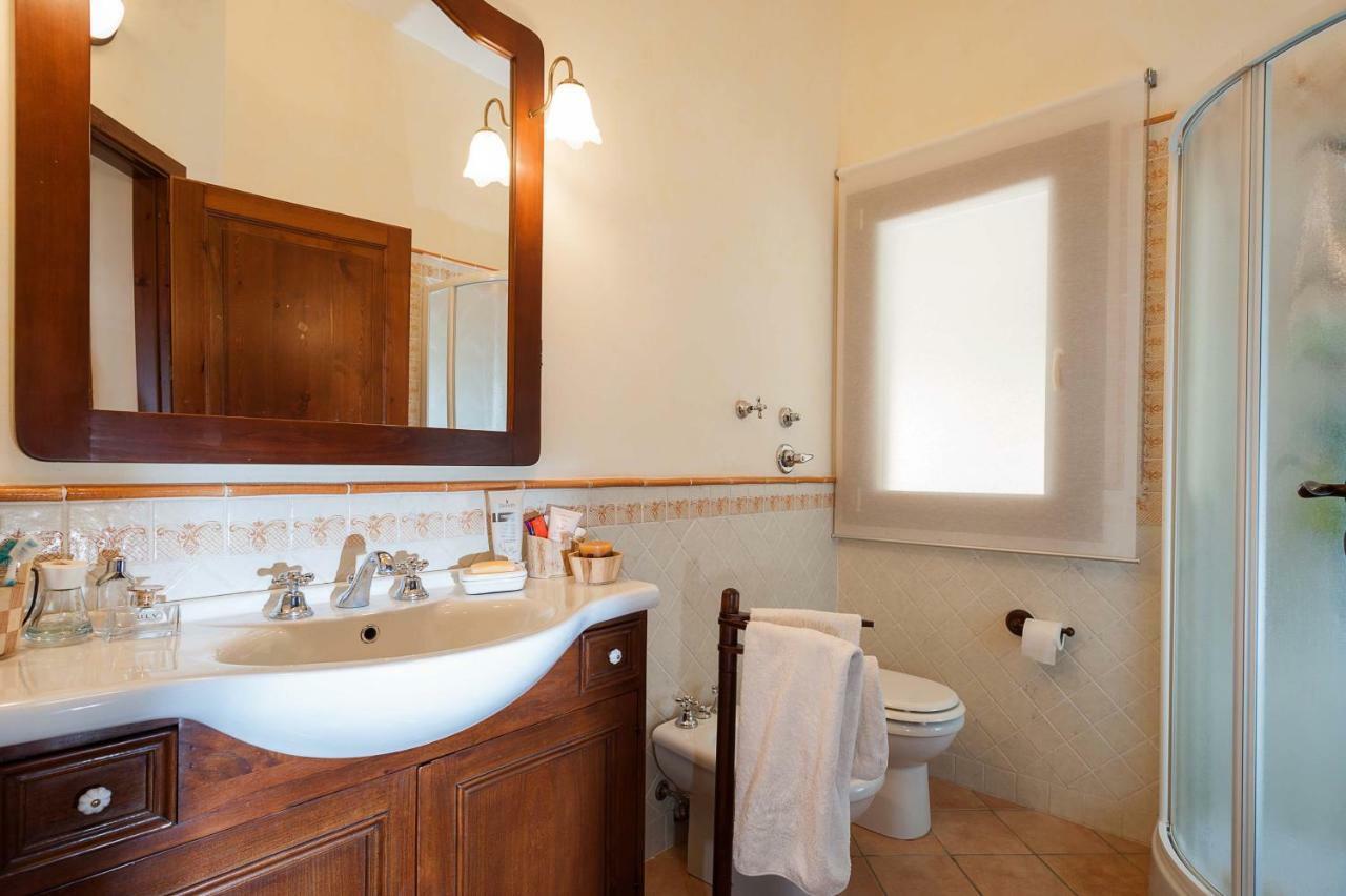 קוסטונאצ'י Villa Baia Verde מראה חיצוני תמונה
